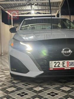 نيسان ألتيما